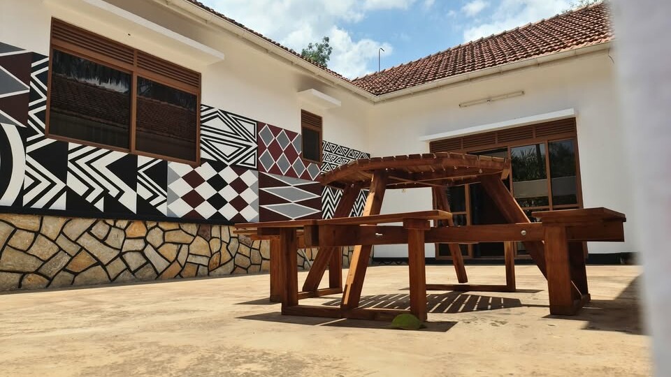 Picture of the outside of the Sankara Pan African Library