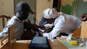 a doctor using the aledia mobile application
